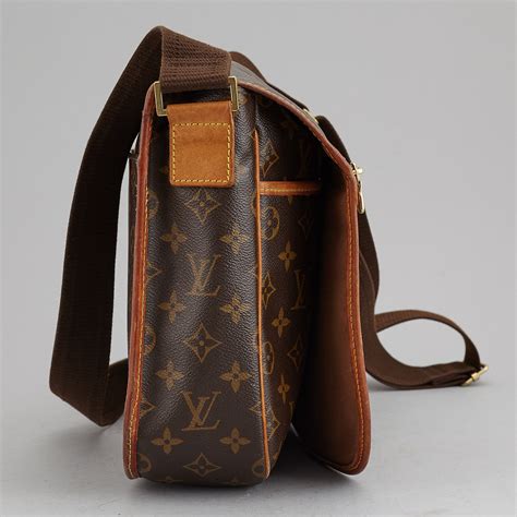 louis vuitton bosphore bags